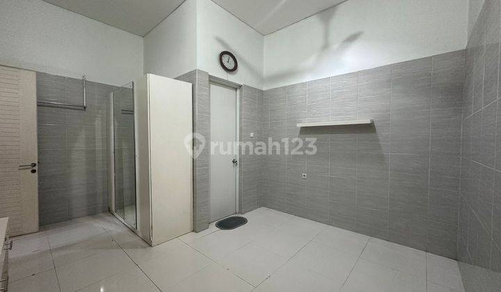 Rumah 3 Lantai Bagus Di Daan Mogot Baru Semi Furnished 2