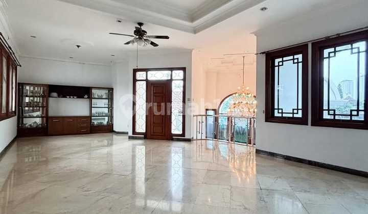Dijual Rumah Mewah Dalam Townhouse Kebayoran Lama Jakarta Selatan 2