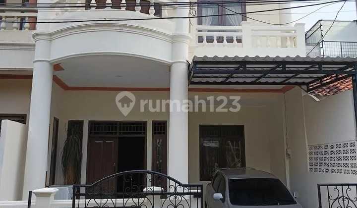 Rumah Strategis Nuri Bintaro Jaya Dekat Stasiun Jurangmangu Shm