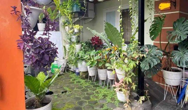 teras rumah bagus di puri permata