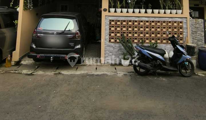Rumah Bagus di Cluster Jurangmangu Pondok Aren Dekat Kampus Stan