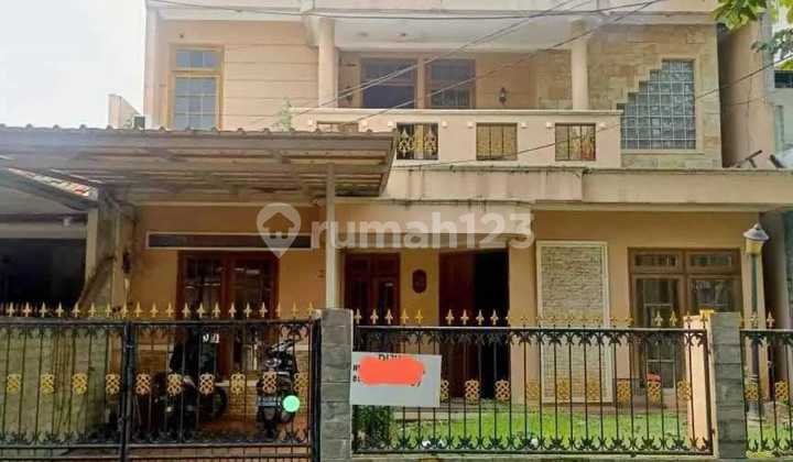 Rumah 2 Lantai Di Griya Loka Bsd Dekat Stasiun Rawa Buntu 180m 1