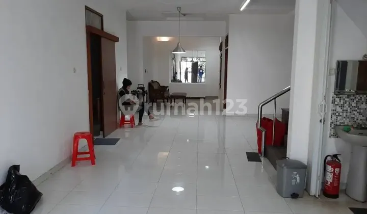 Rumah Bagus Di Taman Kebon Jeruk Intercon Dekat Toll Joglo Jakbar 2