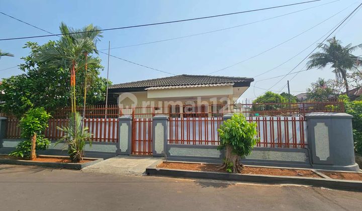 Rumah Tanah Luas Di Komplek Peruri Ciledug Dekat Busway Puribeta Rumah Tanah Luas Di Komplek Peruri Ciledug Dekat Busway Puribeta