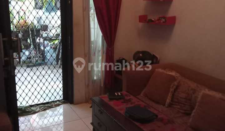 ruang tamu rumah bagus di ciledug view