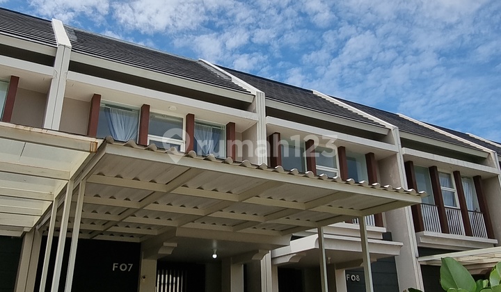 Rumah 2 Lantai di Clover Hill Kreo Petukangan Jakarta Selatan 2