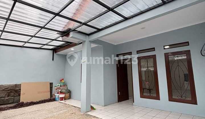 Rumah Bagus di Komplek Departemen Agama Kebon Jeruk Dekat Toll