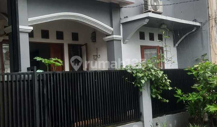 Rumah Bagus Di Villa Bintaro Indah Jombang Dekat Stasiun Sudimara Rumah Bagus Di Villa Bintaro Indah Jombang Dekat Stasiun Sudimara