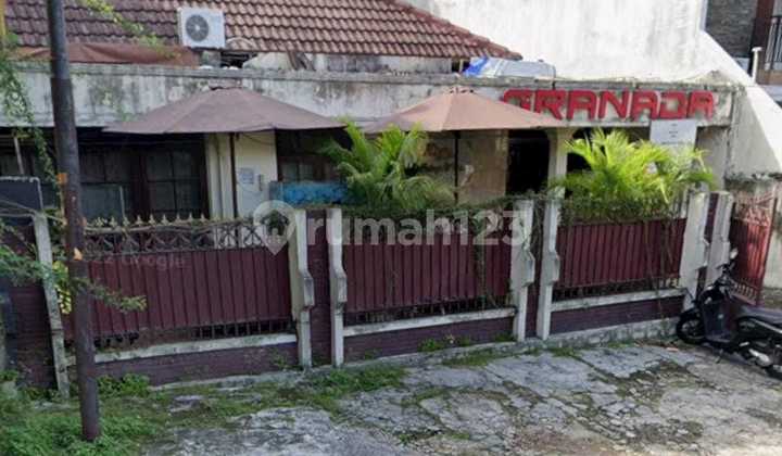 Dijual Rumah Hitung Tanah di Jl Kerinci Kebayoran Baru Jaksel