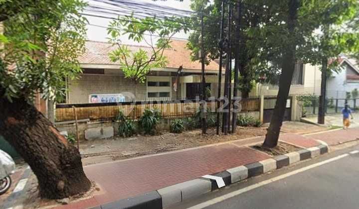 Rumah Strategis Di Blok M Kebayoran Baru Area Komersil Dekat Mrt 1
