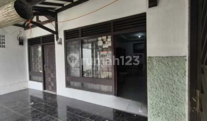 Dijual Rumah Strategis di Kemanggisan Dekat Binus Jakarta Barat 2