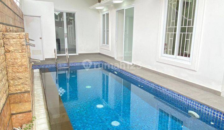 Rumah Mewah Modern Classic Di Dekat Toll Joglo Jakarta Barat 1