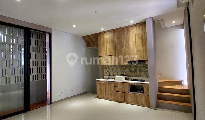Rumah 2 Lantai Di Discovery Altezza Bintaro Dekat Toll Parigi 2