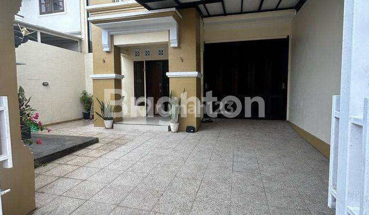 RUMAH DI KAWASAN ELIT RENON 2