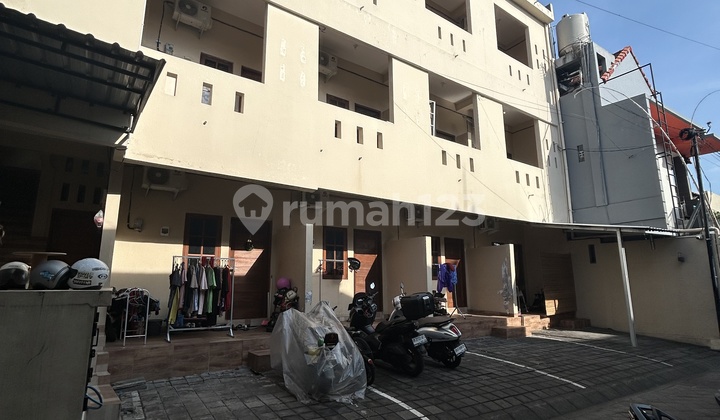 Rumah Kos Over Kontrak Sisa 44 Tahun Lokasi Strategis Dekat Bandara Tuban Bali