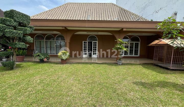 Rumah Mewah Di Medan Polonia