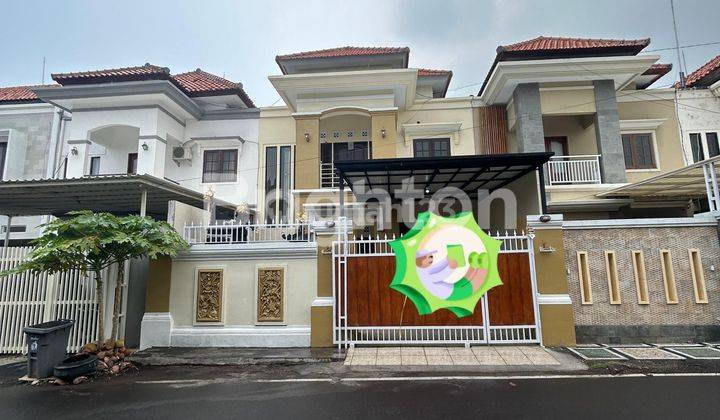 RUMAH DI KAWASAN ELIT RENON 1