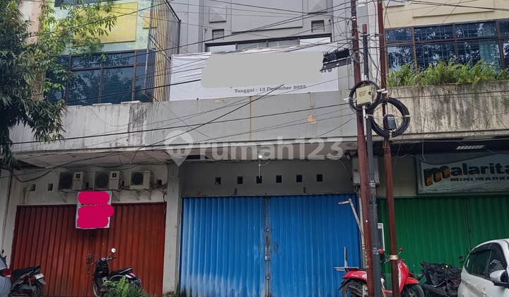 Flood-Free, Shop House, 3 Floors, Near Shopping Center, Ready to Occupy 2