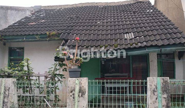 TANAH STRATEGIS DAN BESERTA ADA RUMAH YANG HARUS DIRENOVASI 1