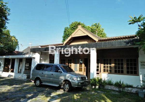 Rumah Lama Area Bausasran Pusat Kota Yogyakarta 1