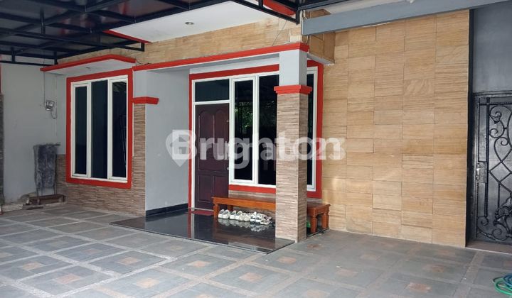JUAL RUMAH TERAWAT, 2 LANTAI DI BUKITSARI 2