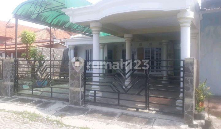 Rumah Di Pedurungan Dengan Halaman Yang Masih Luas 1