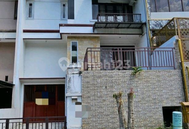 Rumah 3 1/2 LT Siap Huni Ditengah Kota Semarang, Letaknya Diperumahan Bergengsi 1