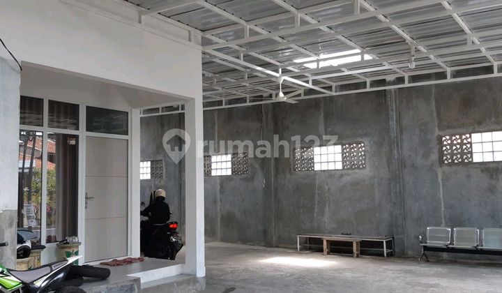 Rumah Bangunan Baru Bisa Untuk Kantoran Ditengah Kota Semarang 2