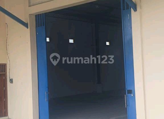 New Building Warehouse for Sale, Office Next to It in Bawen 1