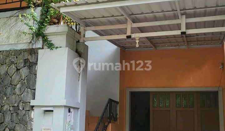 Rumah 3 Lantai Didaerah Elit Ditengah Kota Semarang 2