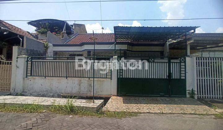 Rumah  Area SIMPANG DARMO PERMAI SELATAN 1