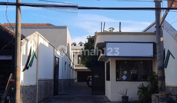 Exclusive Boarding House / Guest House for Quick Sale in Siwalankerto, Steps Away from Petra University. 2