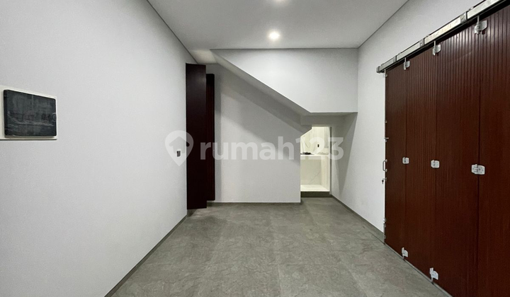 Rumah Mewah berkelas dengan Private Pool di Baruk, selangkah Merr 2