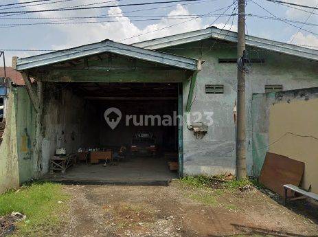 Gudang Siap Pakai di Raya Pandugo Sekitaran Padat Penduduk 1
