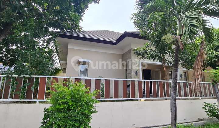 Hunian di Darmo Permai Posisi Hook, Furnished, Sangat Terawat Hunian di Darmo Permai Posisi Hook, Furnished, Sangat Terawat