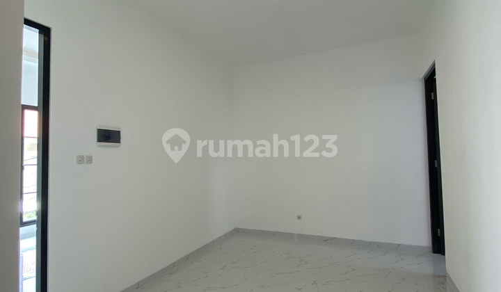 New Gress House Wisma Mukti Klampis Semolo Barat One Gate System 2