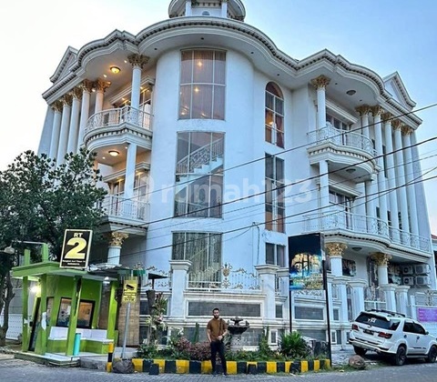 Rumah Hook Rungkut Asri Mewah 3lt, Bisa Untuk Usaha, Strategis Rumah Hook Rungkut Asri Mewah 3lt, Bisa Untuk Usaha, Strategis