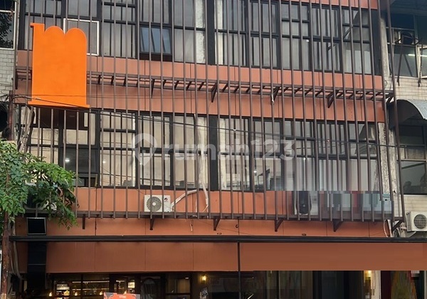 For Quick Sale: Twin Shophouses in Manyar Kertoarjo Bonnet, Highly Strategic Location 1