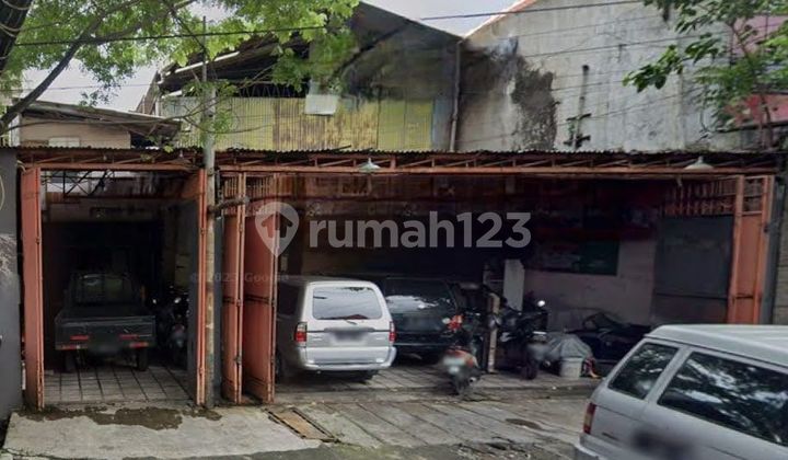 For Sale: Business Place and Residential Home in Baratajaya, Busy Street 1