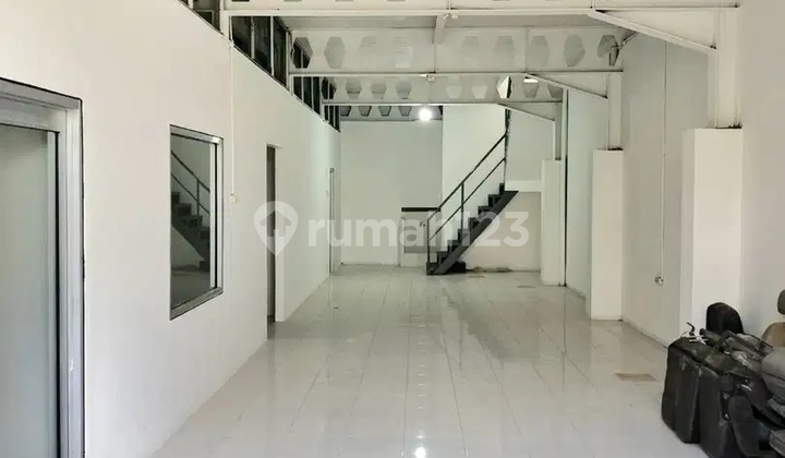 Office House for Sale in Sidosermo, Well-Maintained Ready to Use 2