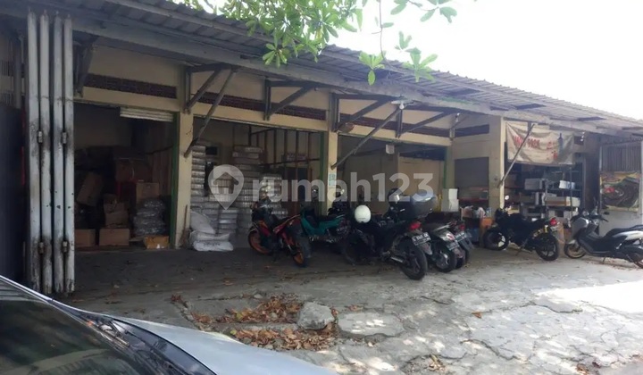 One Step to Raya Merr Business House for Sale Highly Strategic on Raya Pandugo 1