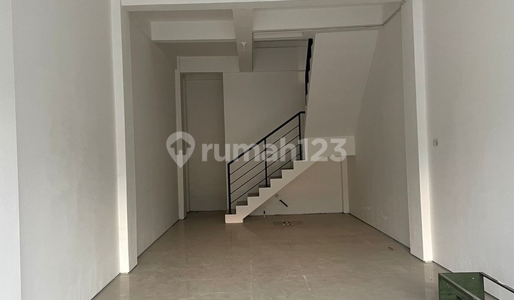 Noll Merr Street Shop House, Brand New, Ready to Use, Spacious Parking, Near Unair Campus 2
