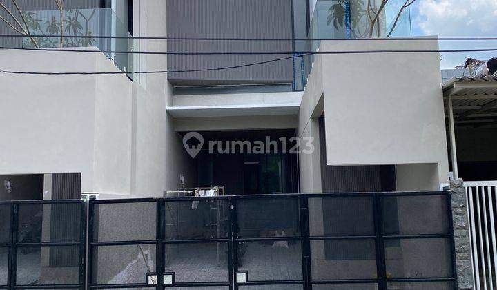 Rumah Manyar Tirto Tompotika Hanya ada 3 unit, Baru Gress 2