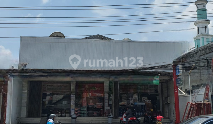 Commercial Building on Raya Mastrip, Leased Condition Suitable for Passive Income 1