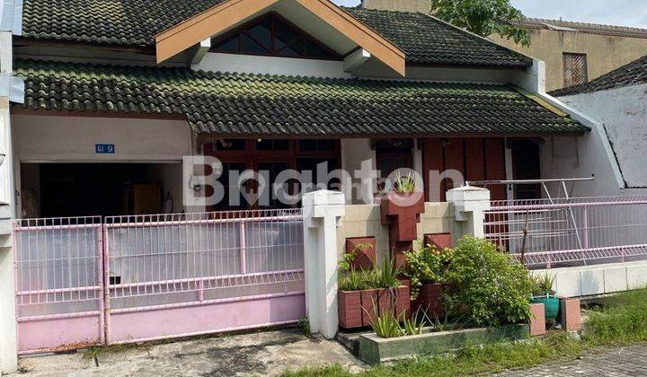 RUMAH SOLO BARU PINUS DEKAT PANDAWA SOLO MENARIK 1