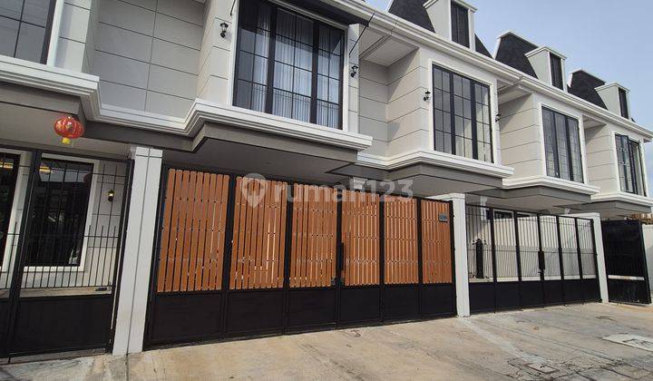 Pasti Cuan, Casa Varya, Rumah 2 Lantai, Gaya Eropa 13jt Per M 1