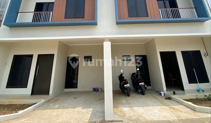 Mewah, Harga Terjangkau, Rumah 2 Lantai, Siap Huni Di Cipayung 1