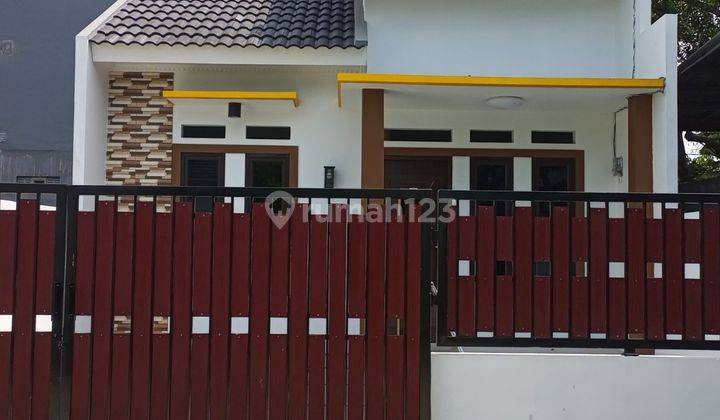 DIJUAL RUMAH CANTIK DENGAN 3 KT 2 KM BEBAS BANJIR DI SUMUR BATU  1