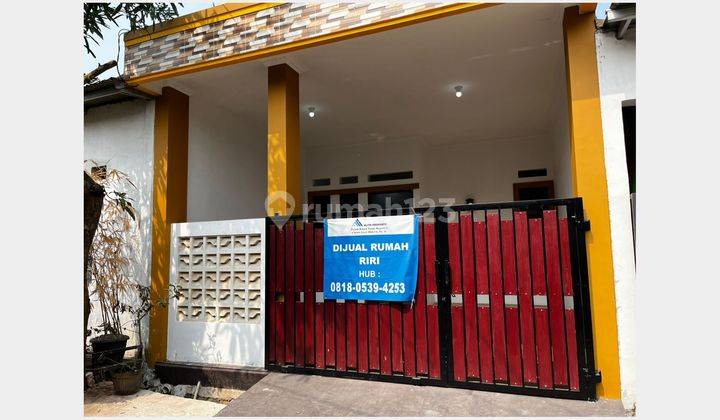 DIJUAL RUMAH MURAH SIAP HUNI LOKASI BEKSI TIMUR REGENY DEKAT TOL 1