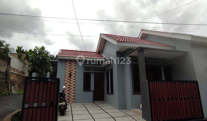 Dijual Hunian Cantik Ful Renov Lokasi Cibinong Bogor Bebas Banjir 1